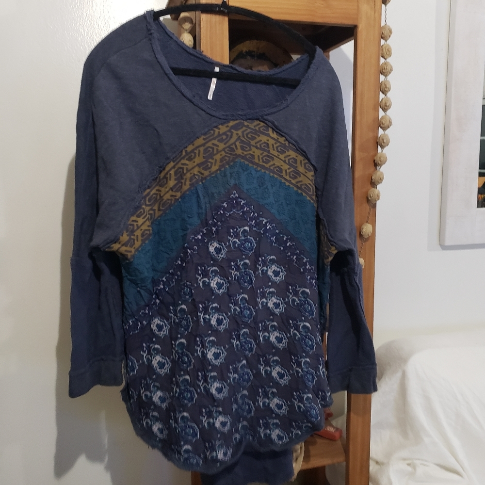 Free People Del Rey Oversized Distressed  sweatshirt